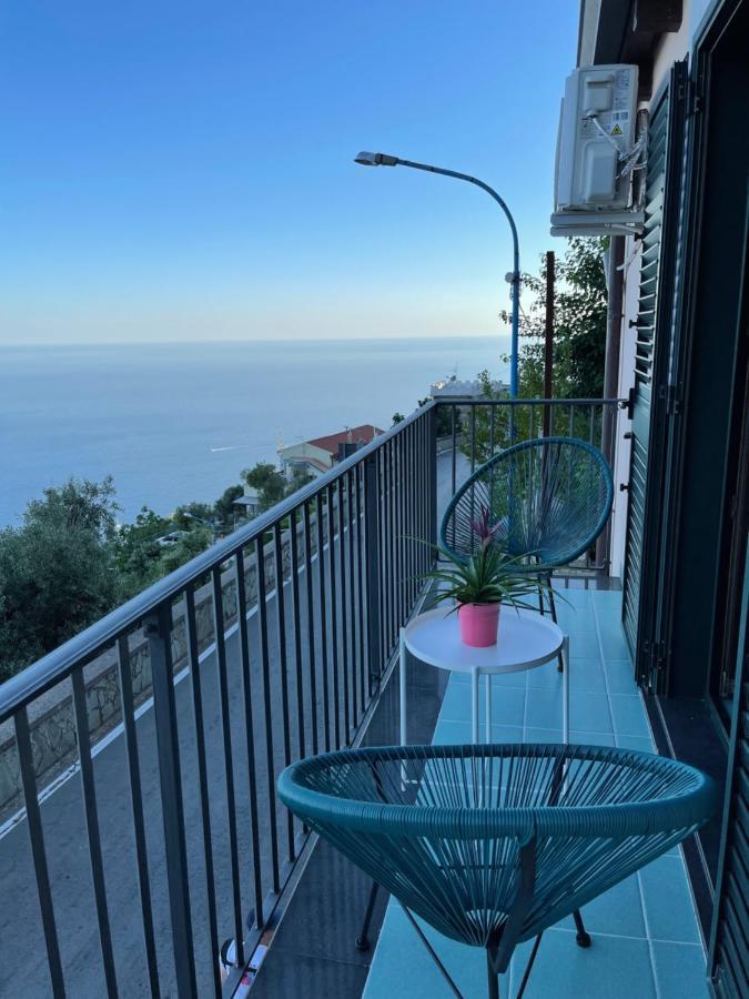 Seaview Apartments Furore Ngoại thất bức ảnh